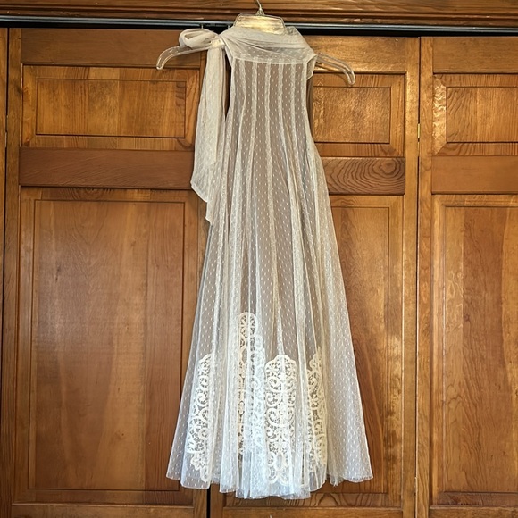 Rye Cream lace overlay party dress - Picture 6 of 8